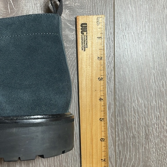 Calvin Klein Ultan Suede Leather Lug Sole Chukka Boots  Gray 11 - Picture 13 of 15